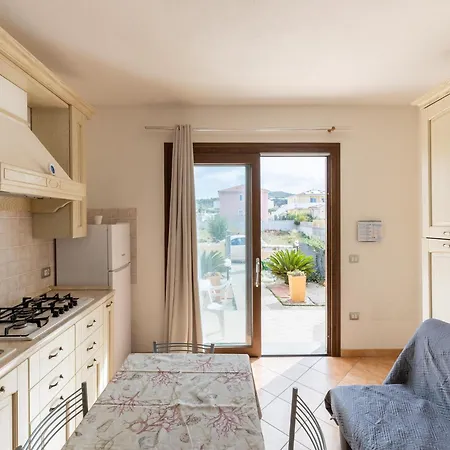 In With Private Patio Кастельсардо